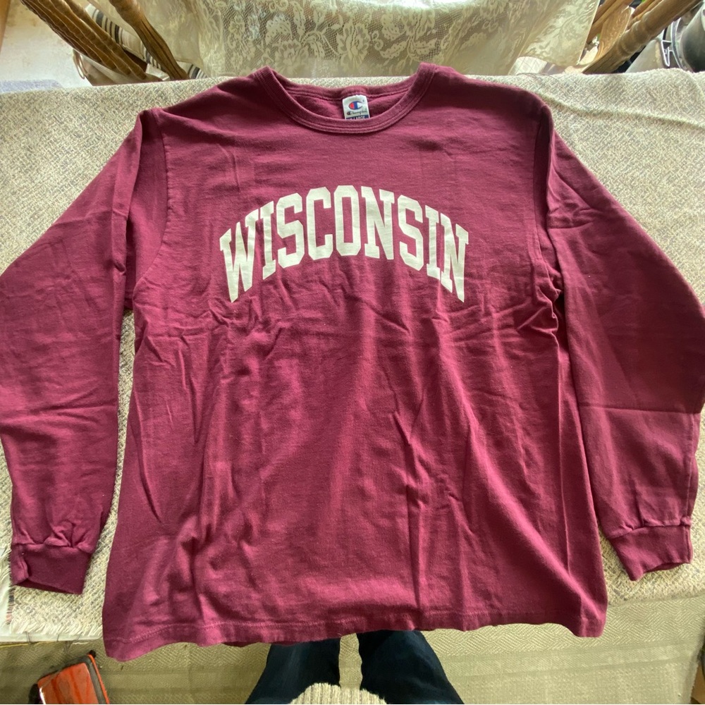 Vintage Champion 90s Shirt University of Wisconsin College Maroon Red Made USA